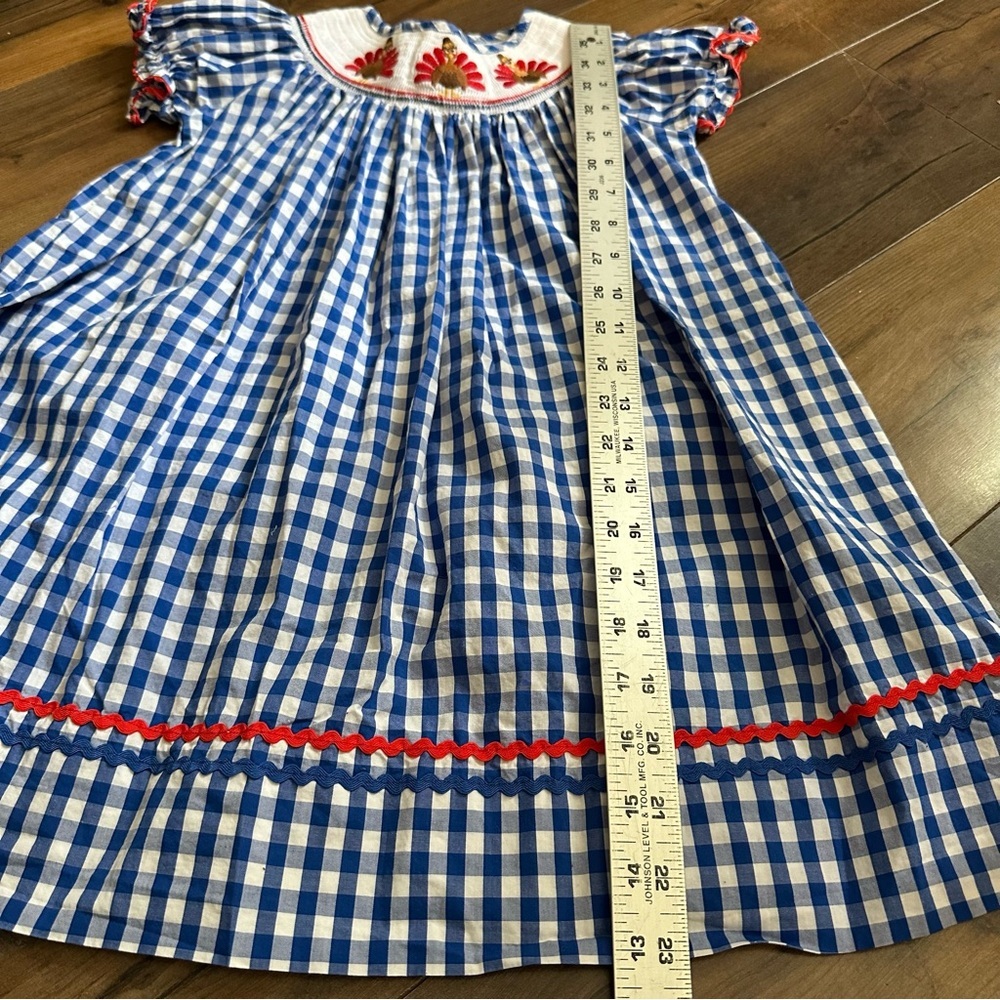Lil Cactus | Girl Blue Check Turkey Smocked Dress | 4T - Picture 7 of 10